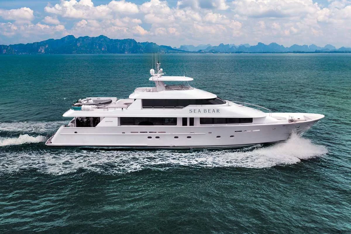 130ft Sea Bear