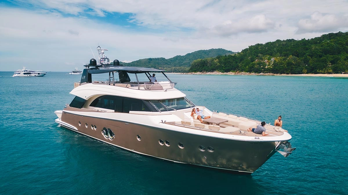 Monte Carlo 86ft — 1