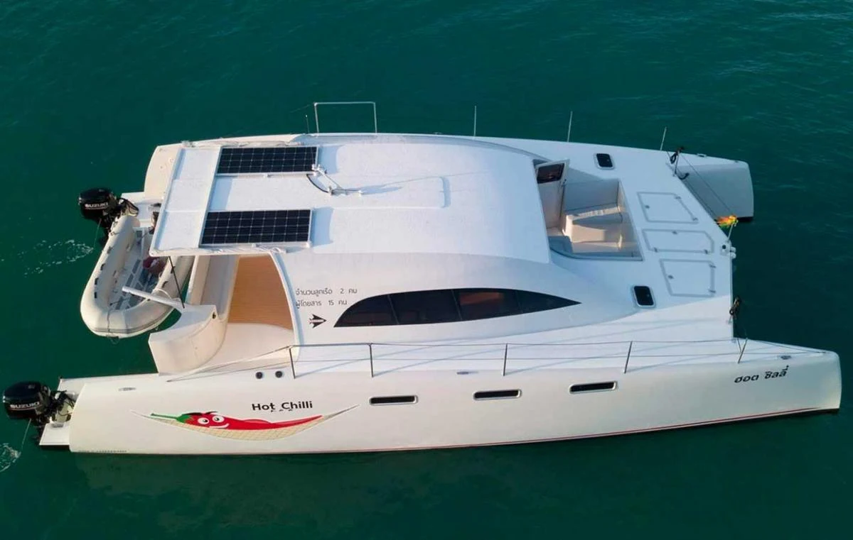 Power Catamaran 38ft — 1